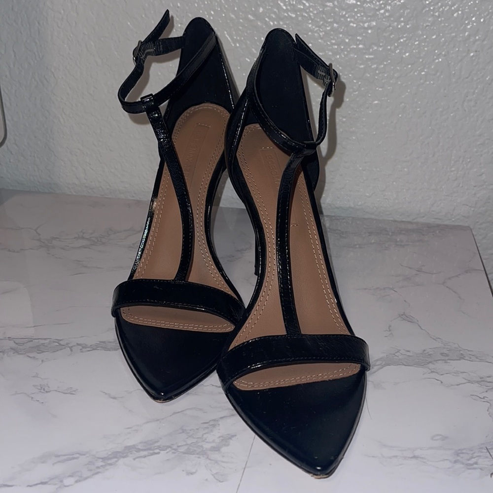 BCBG HEELS